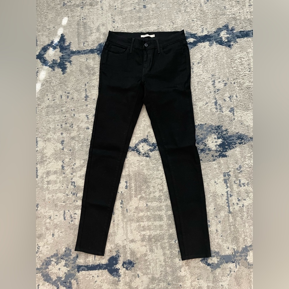 *BRAND NEW* Levi’s 710 Super Skinny jeans, black size 28